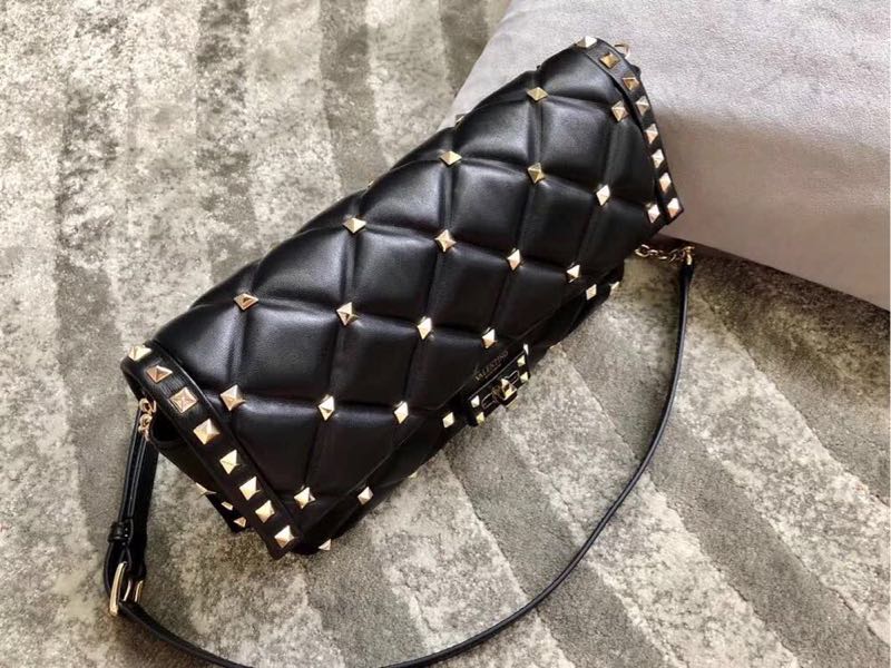 Roman Stud Maxi Quilted Leather Shoulder Bag – Effortless Luxury & Bold Elegance