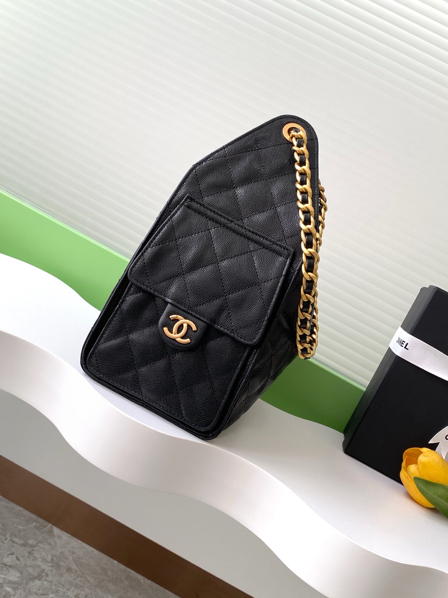 25 Medium Quilted Hobo Handbag