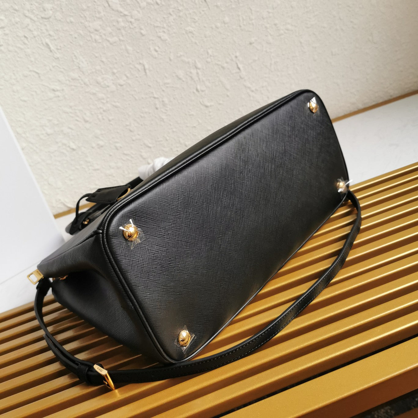 Galleria Saffiano Leather Tote Bag