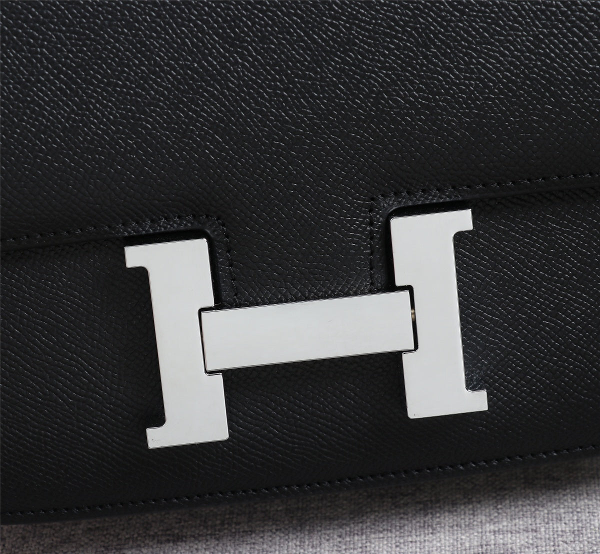 Constance 23 Bag