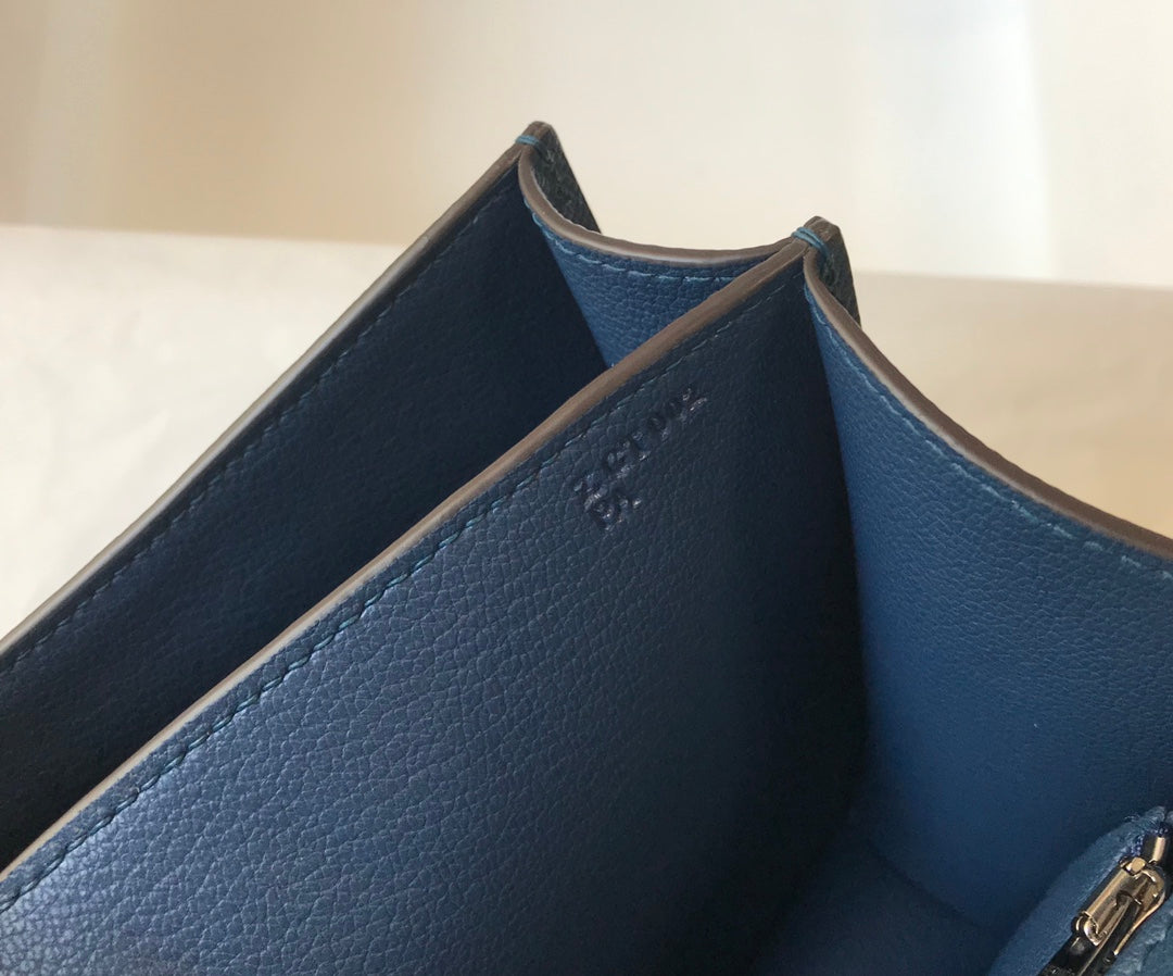 Constance 18 Bag
