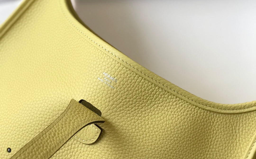 Evelyne Bag