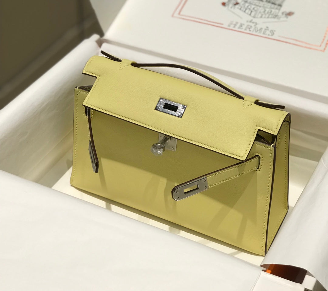 Kelly Pochette 22