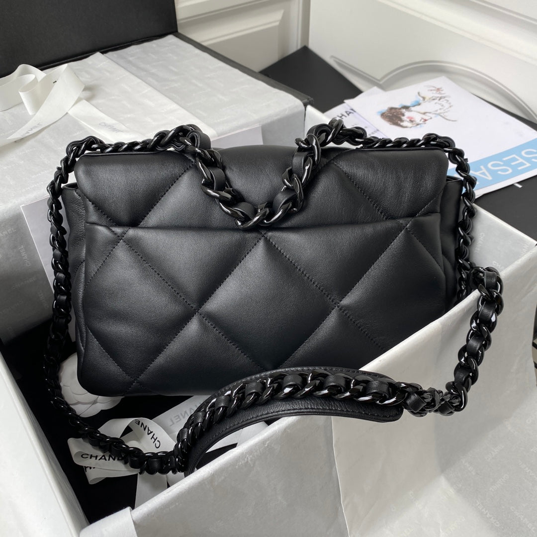 19 Flap Bag