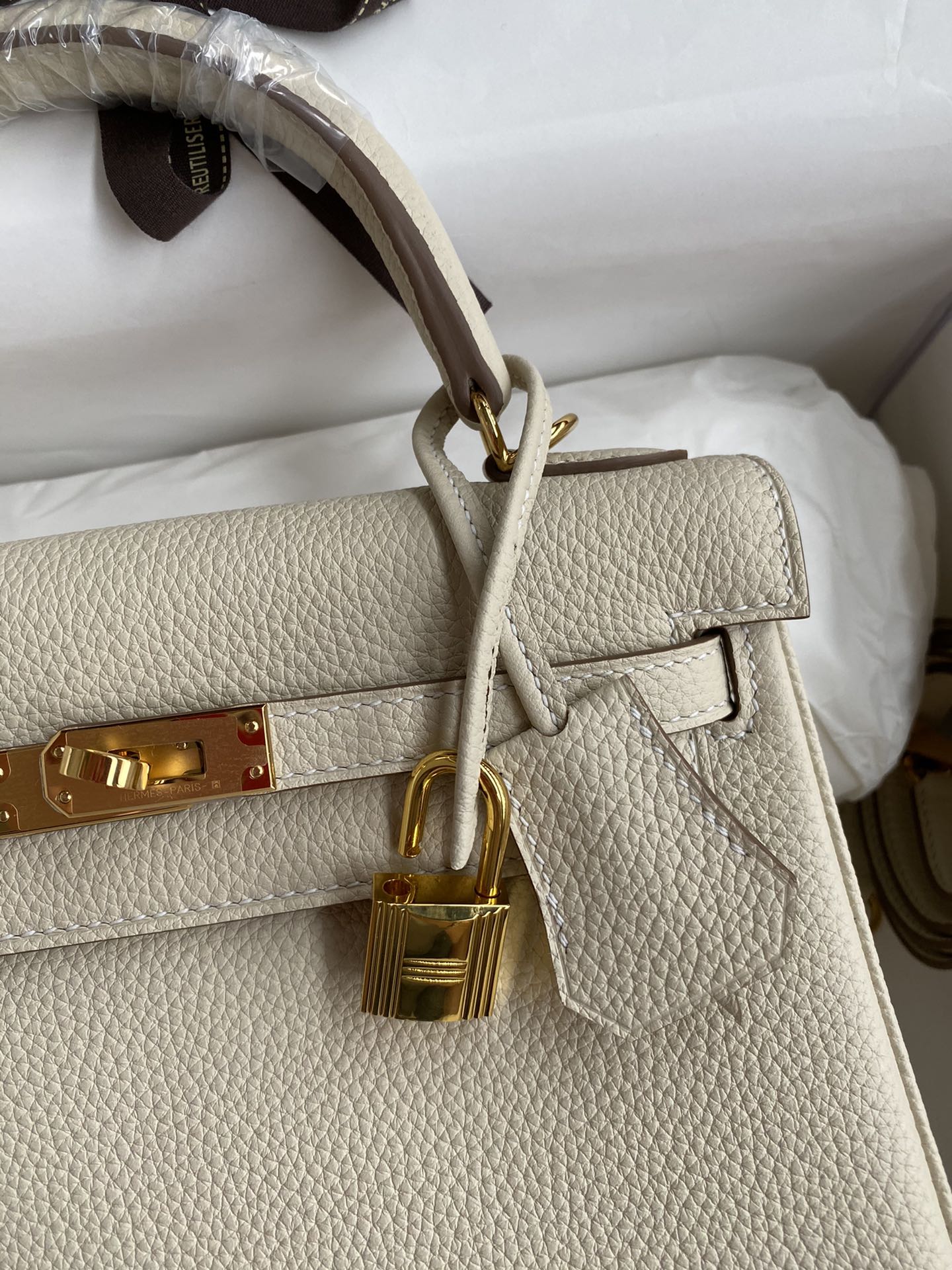 Kelly 25 Togo Leather Bag