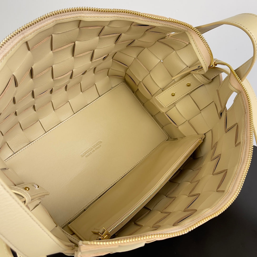 Cassette Bowling Bag