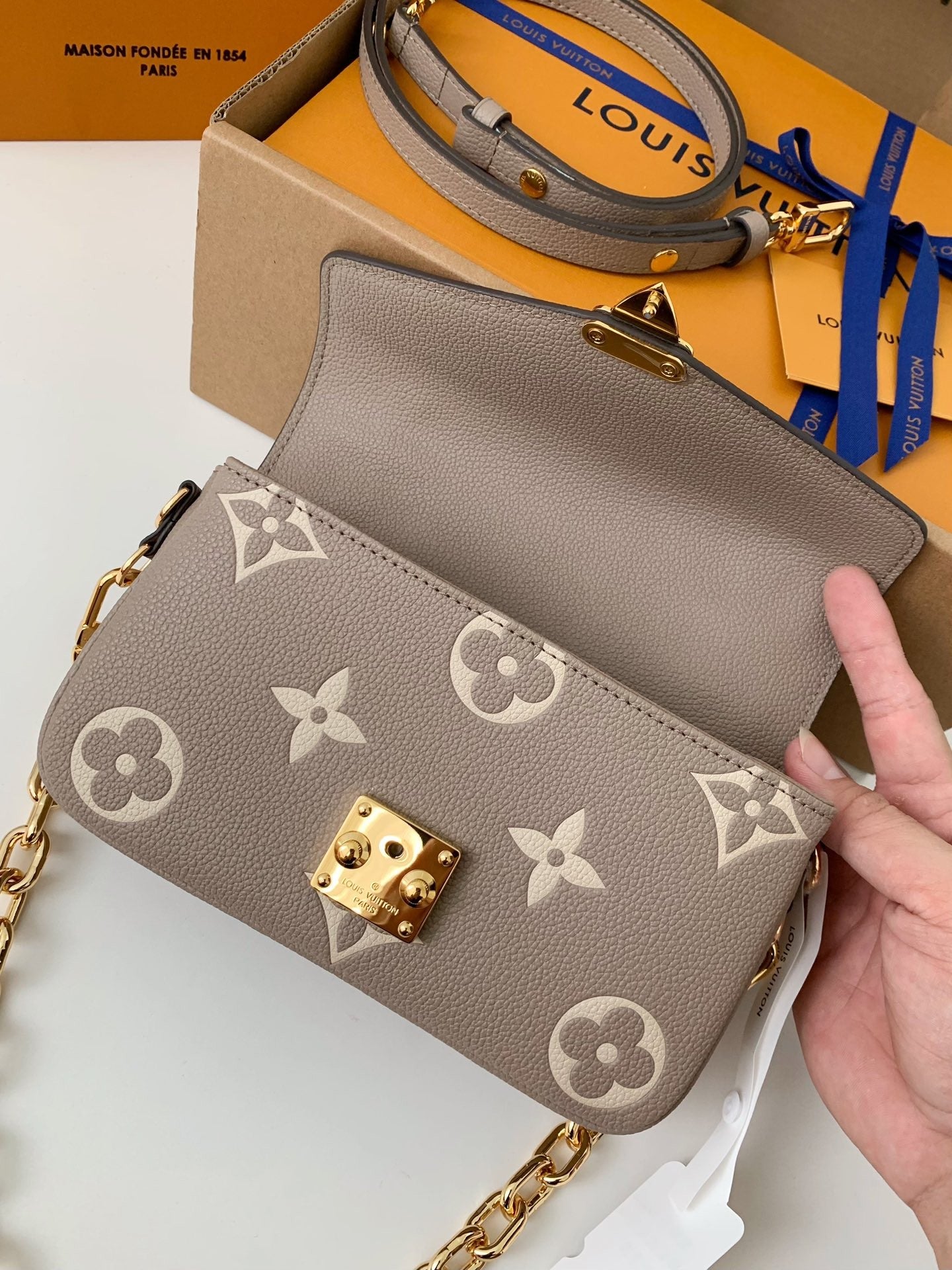 Pochette Métis East West Bag