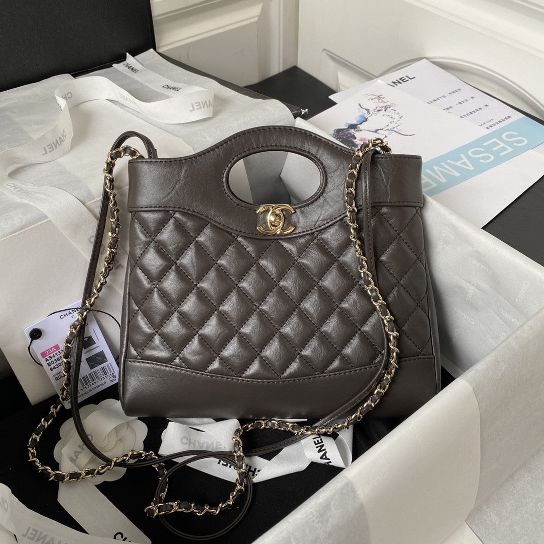31 Quilted Leather Shopping Bag