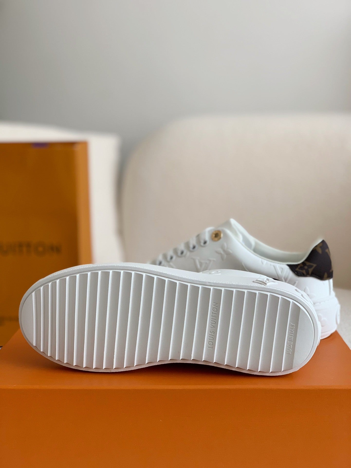 Time Out Sneaker