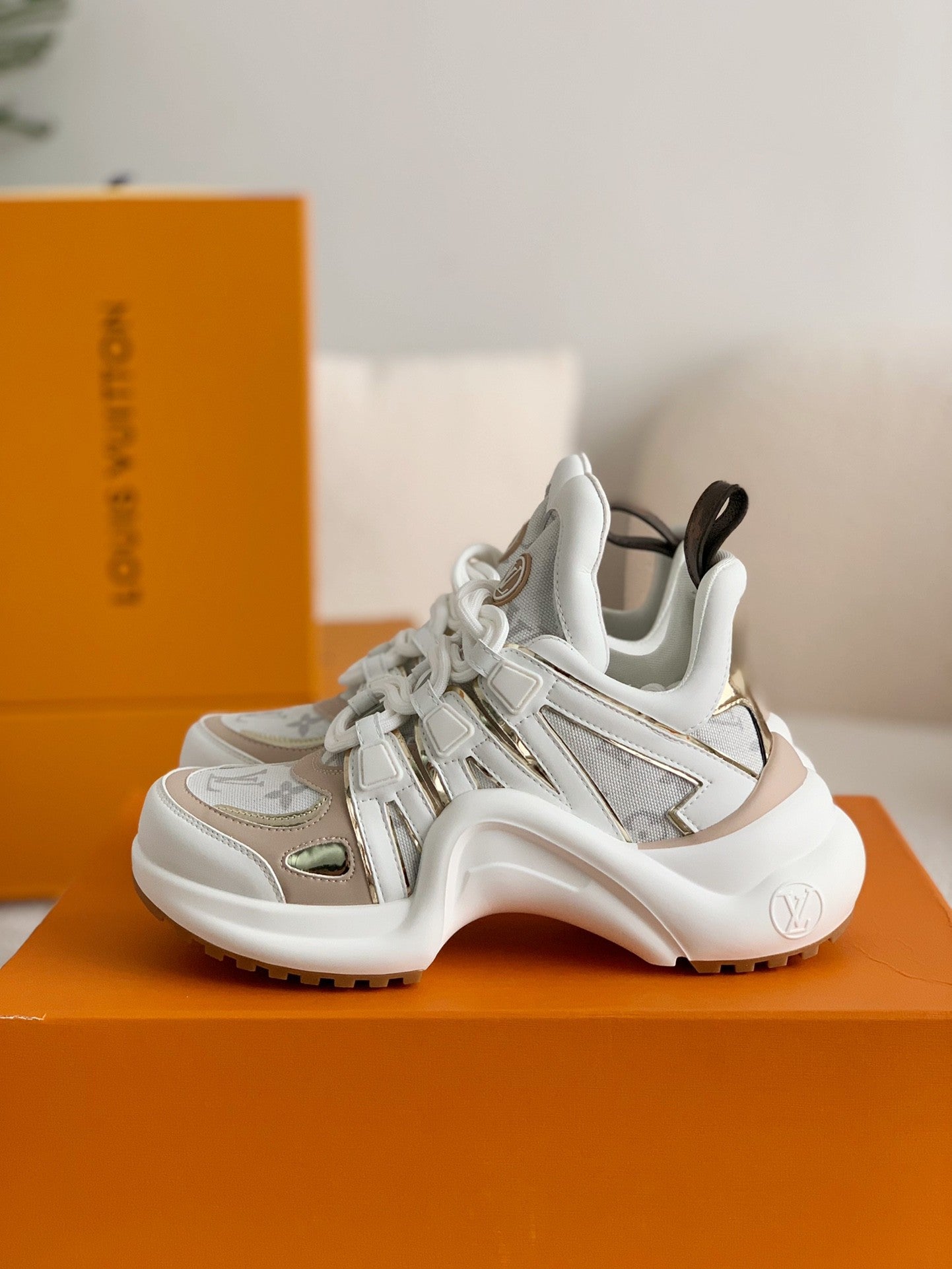 Archlight Sneaker