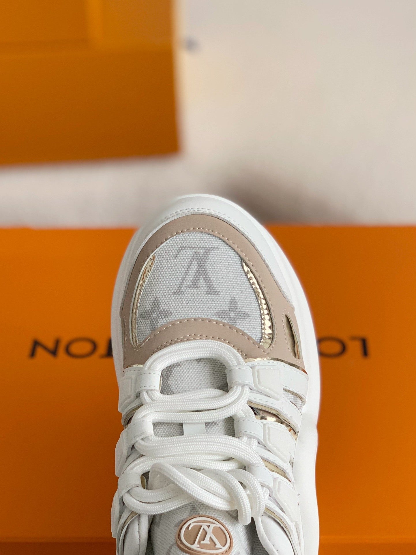 Archlight Sneaker