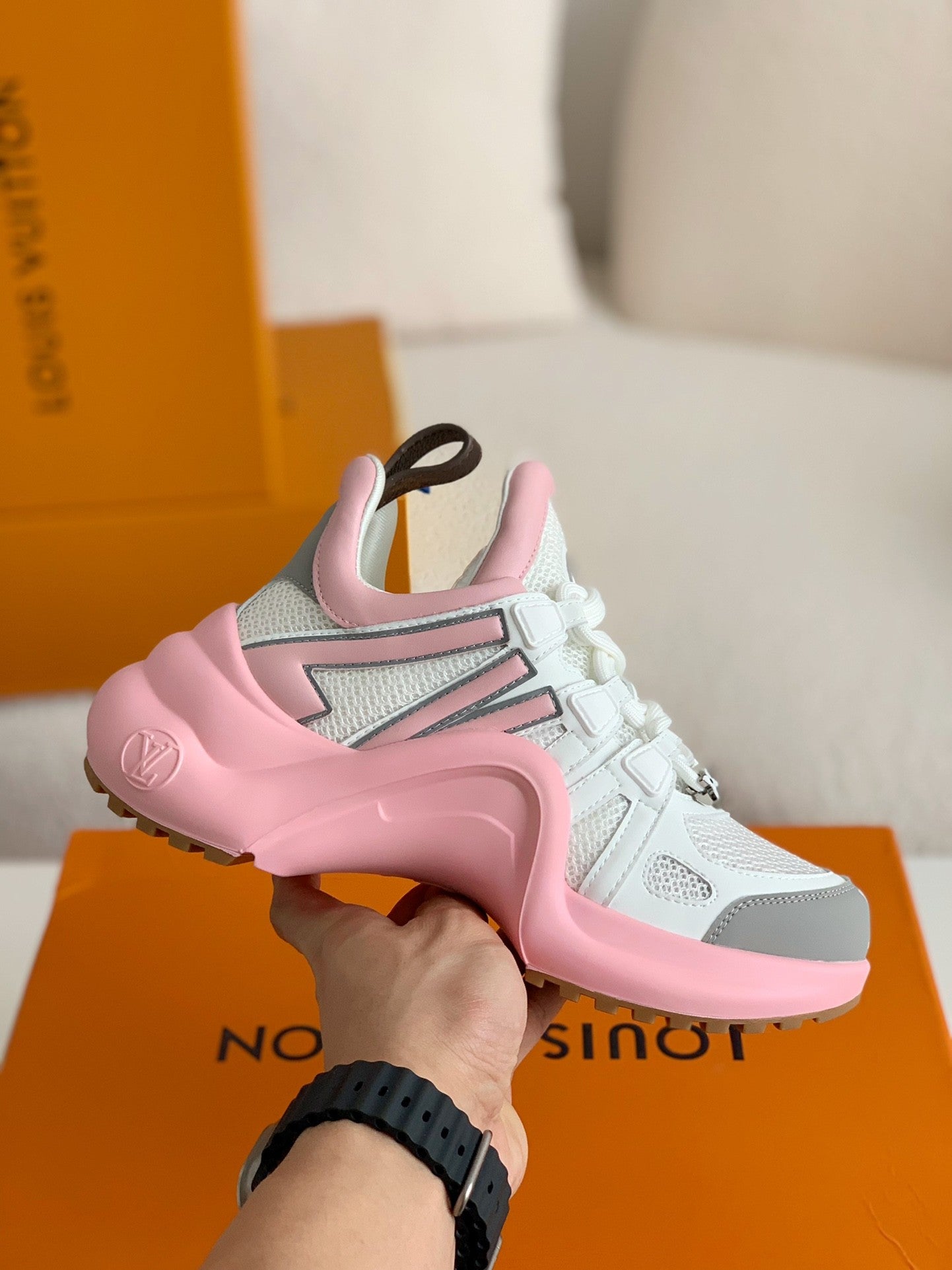 Archlight Sneaker