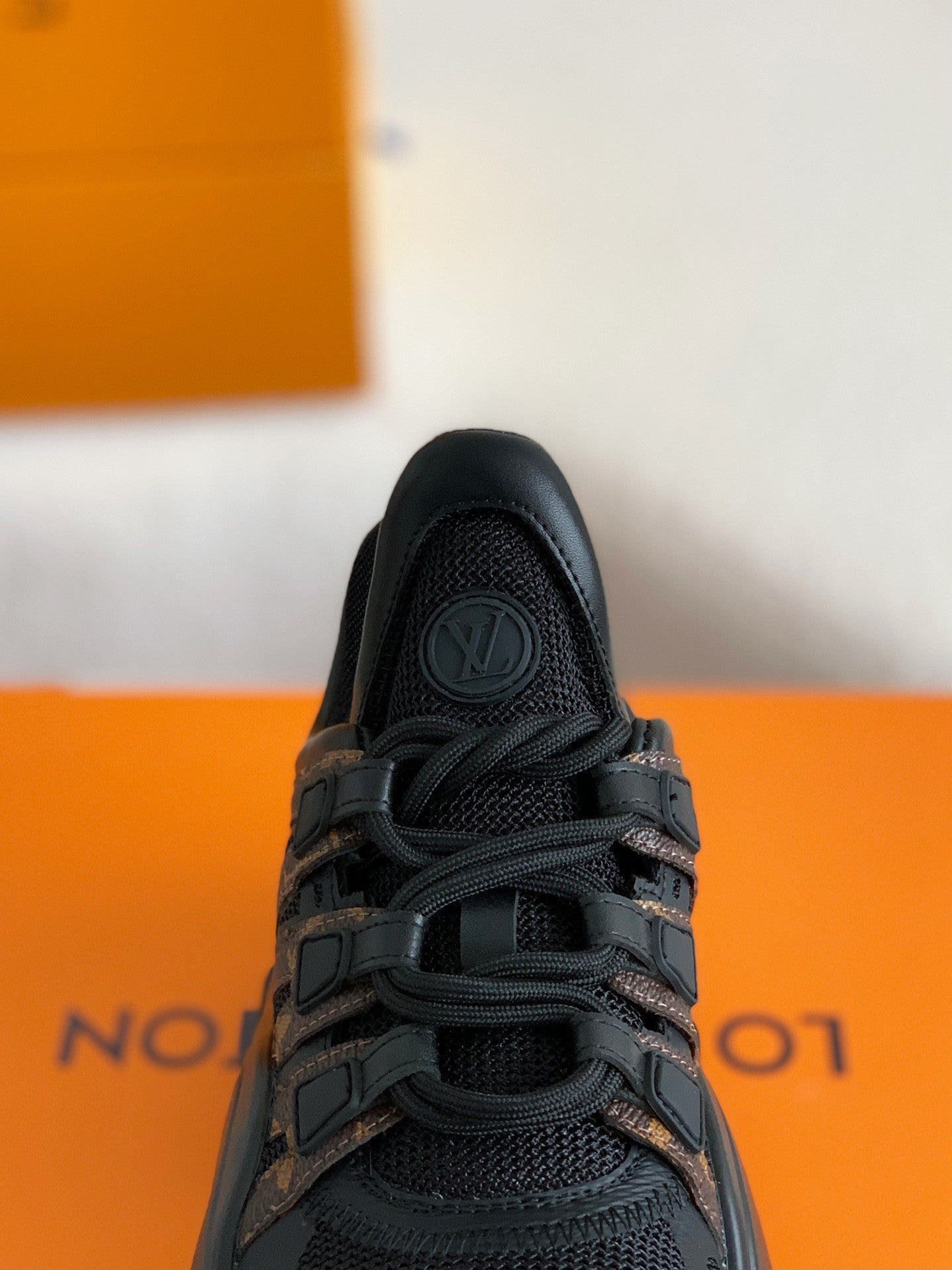 Archlight Sneaker