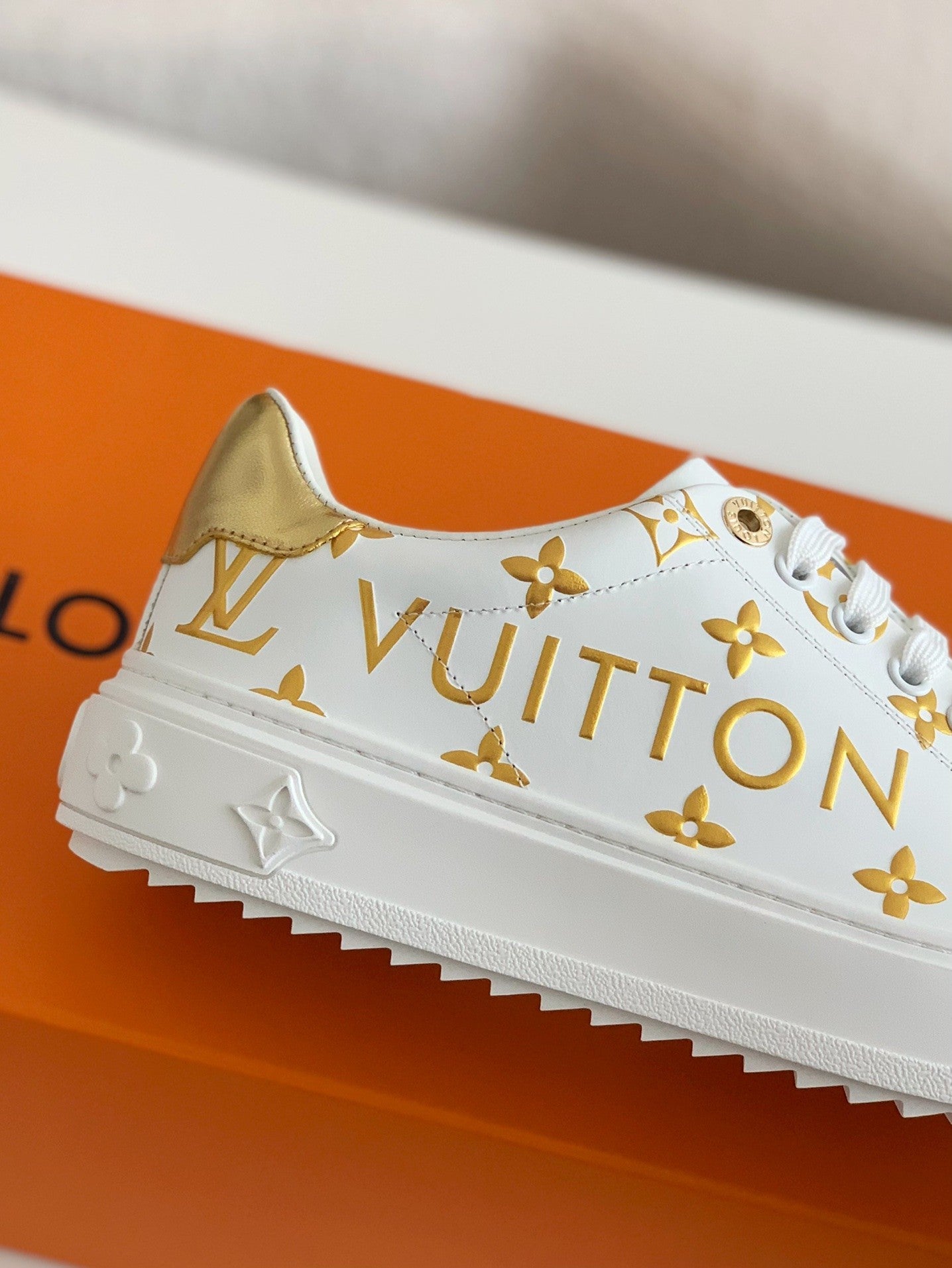 Time Out Sneaker