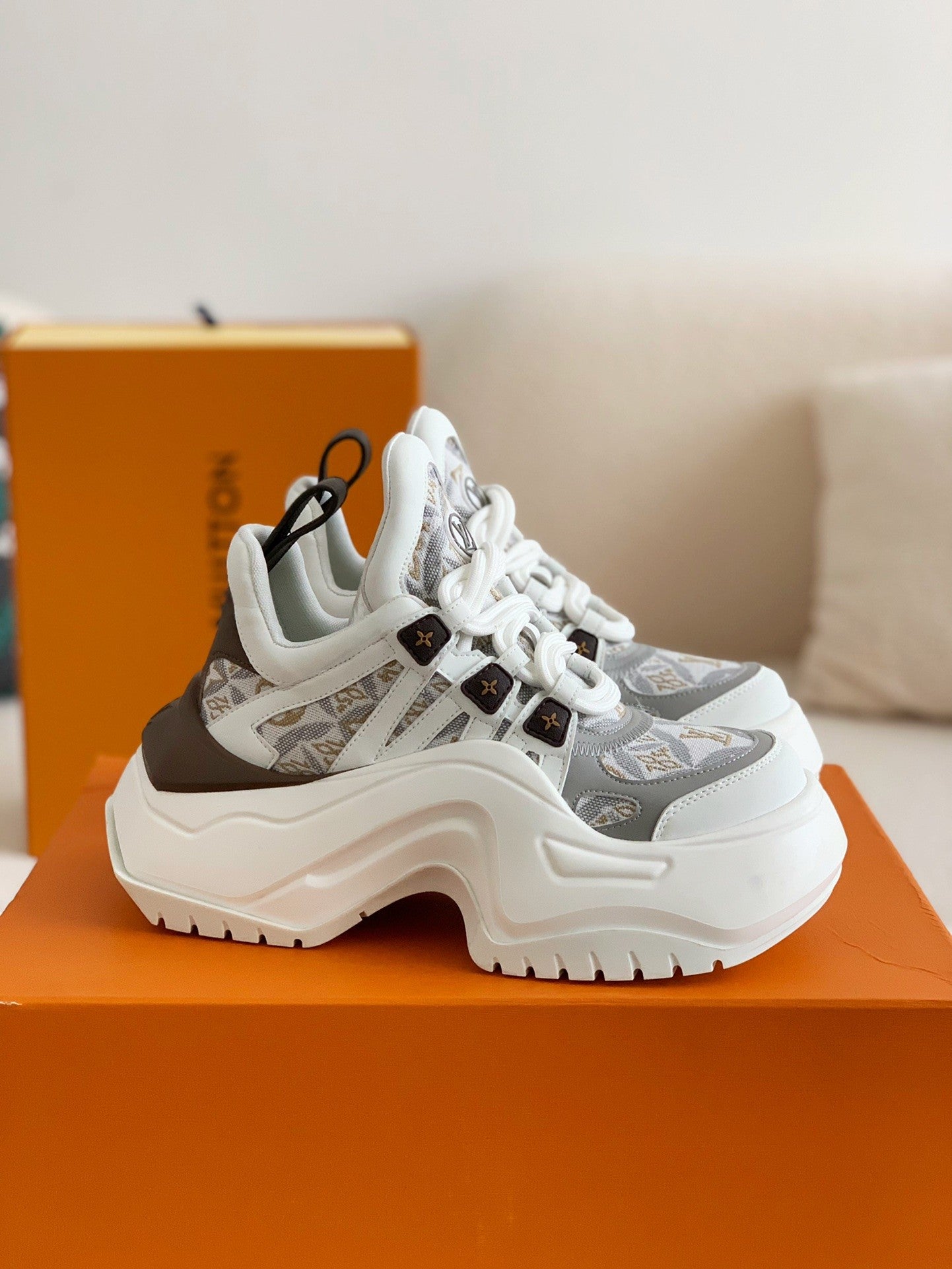 Archlight Sneaker