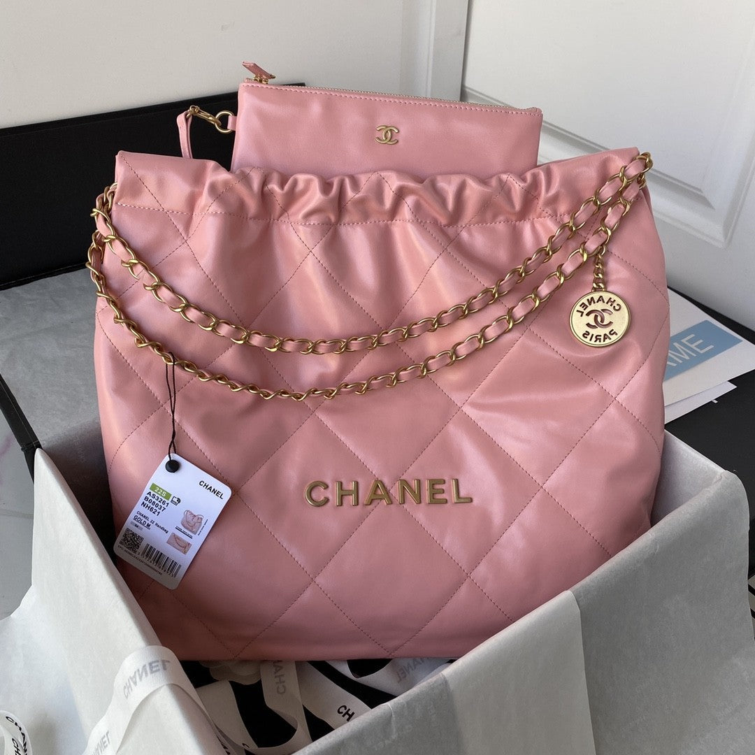 22 Large Handbags