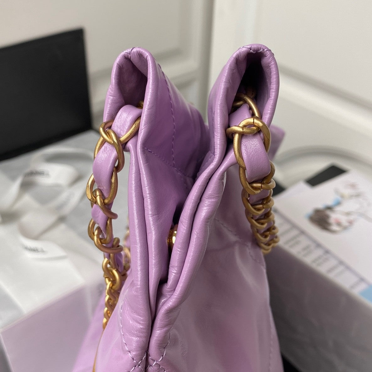 22 Large Handbags