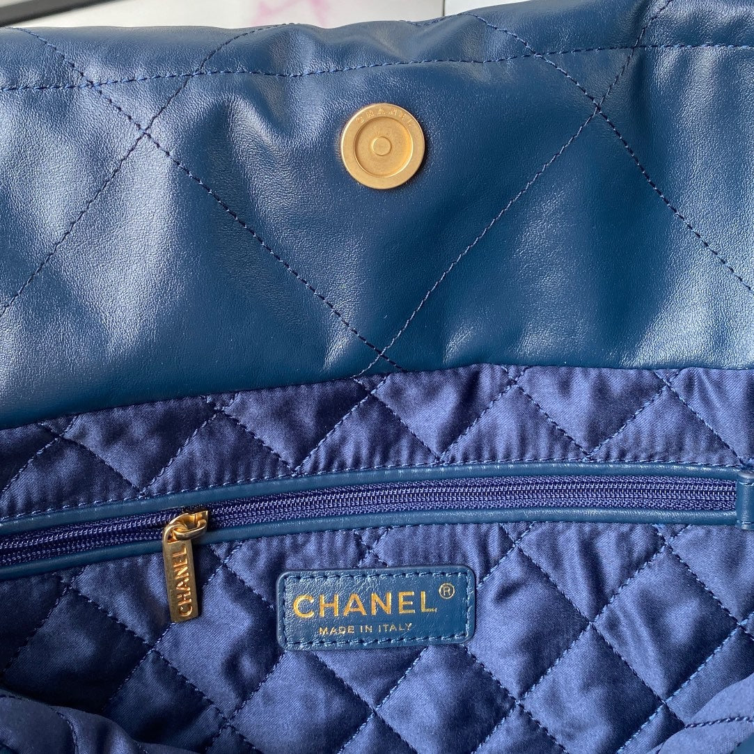 22 Handbags