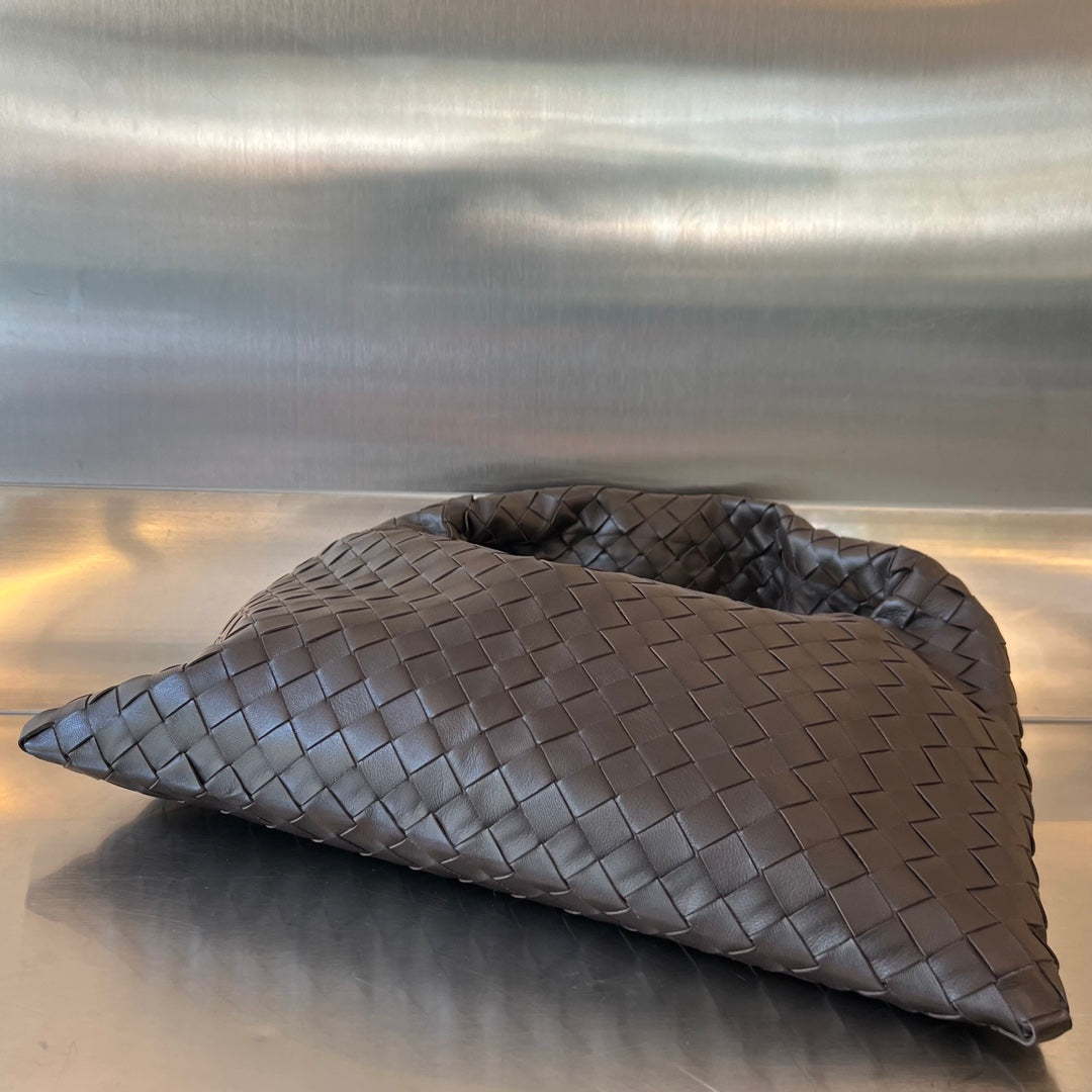 Small Hop Woven Leather Bag