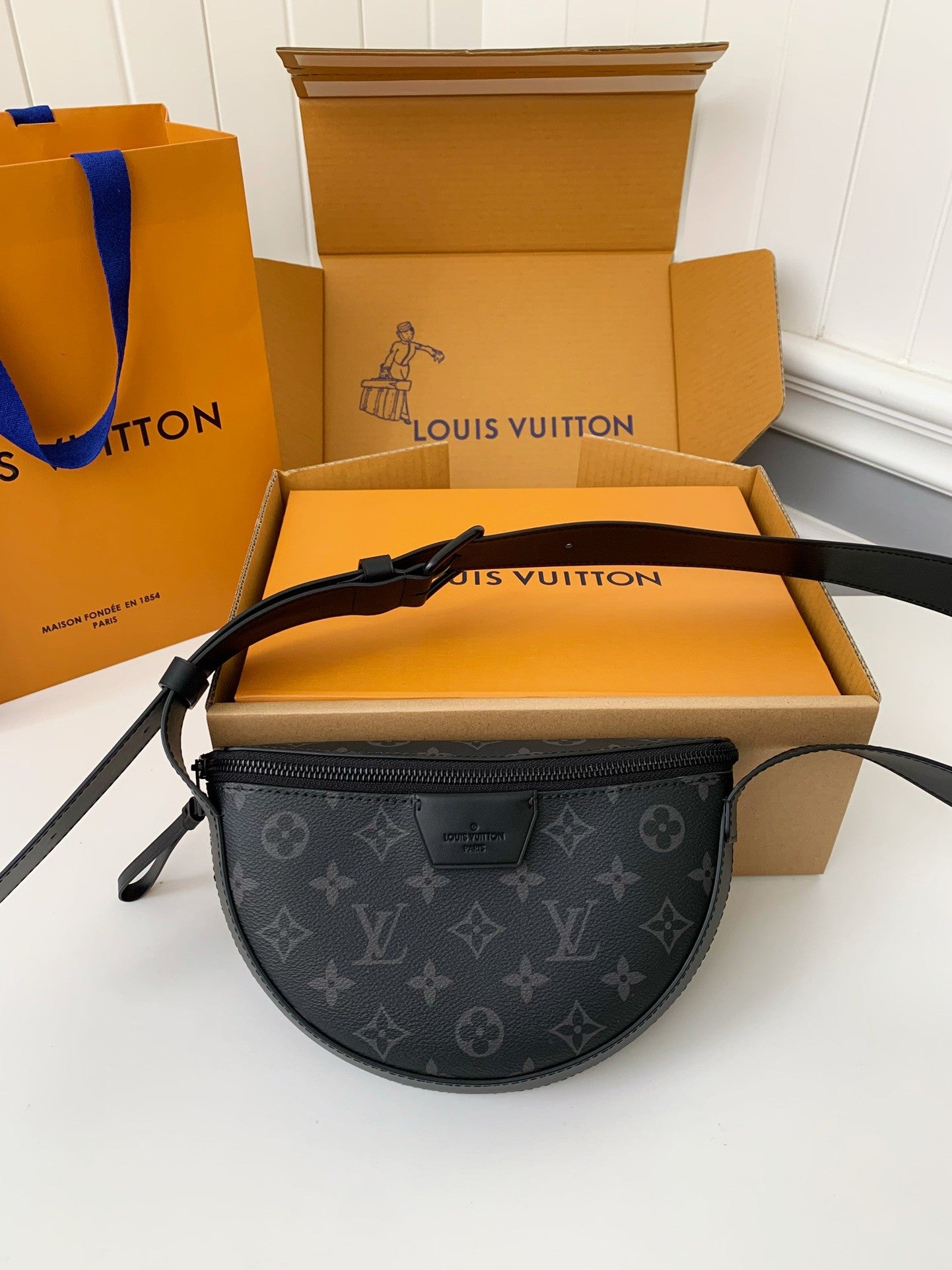Crossbody Monogram Eclipse Bag