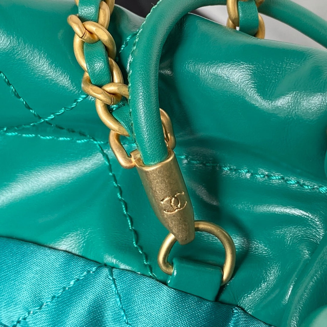 22 Mini Handbags