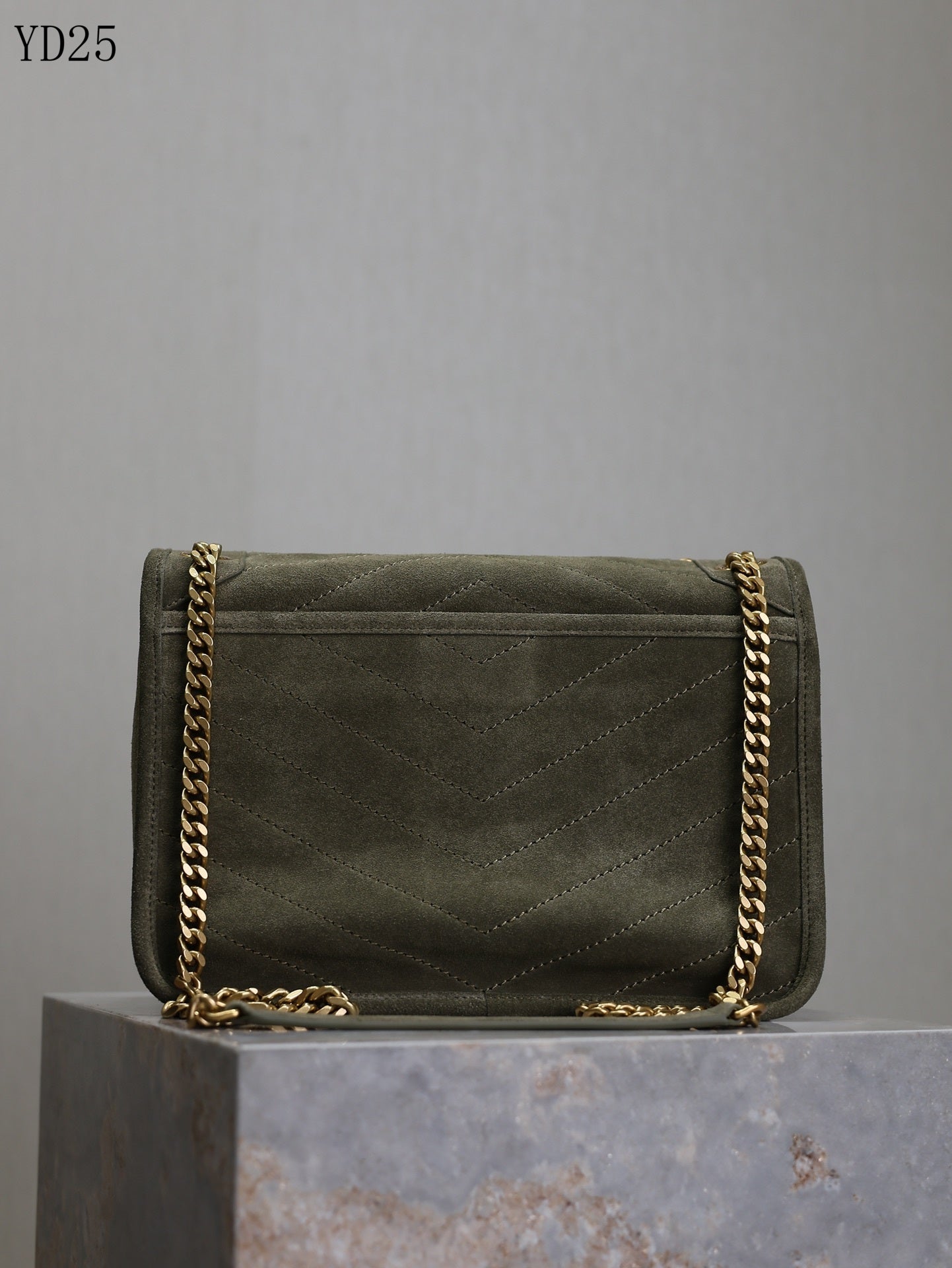 Niki Medium Shoulder Bag