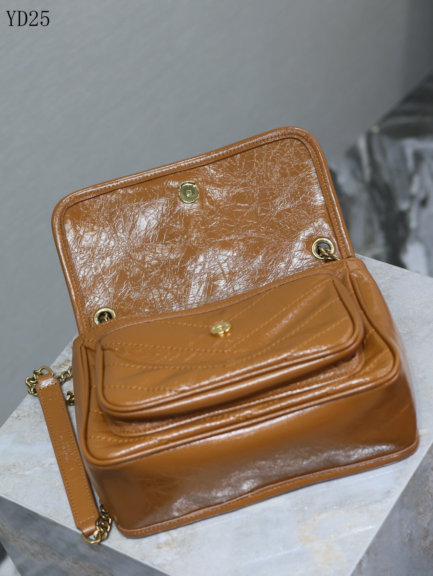 Niki Medium Patent Leather Shoulder Bag