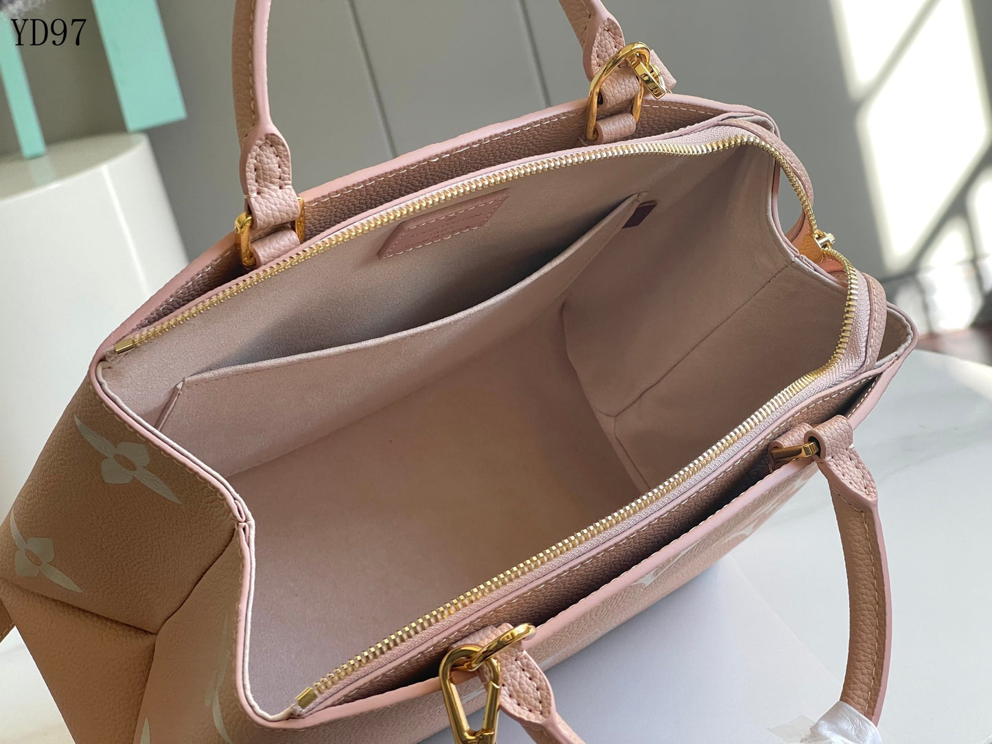 Petit Palais Bag