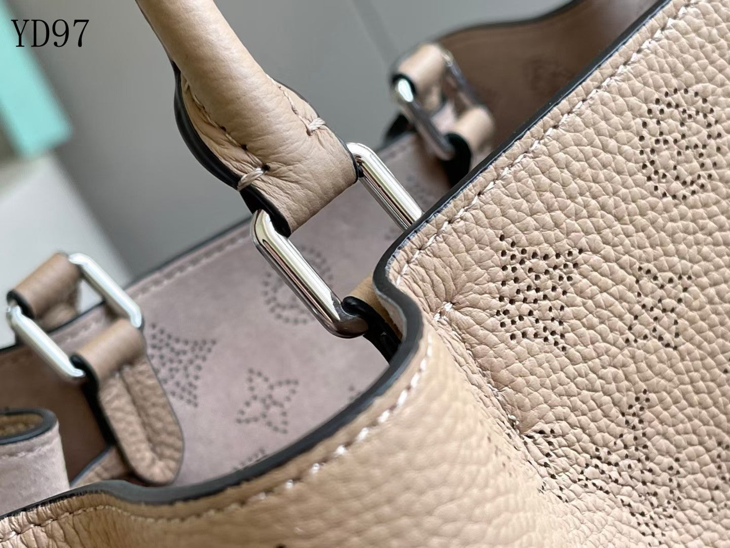 Bella Tote Bag