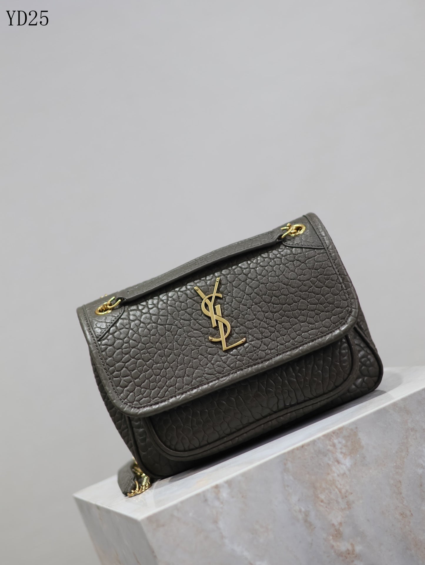 Niki Medium Grained Leather Bag