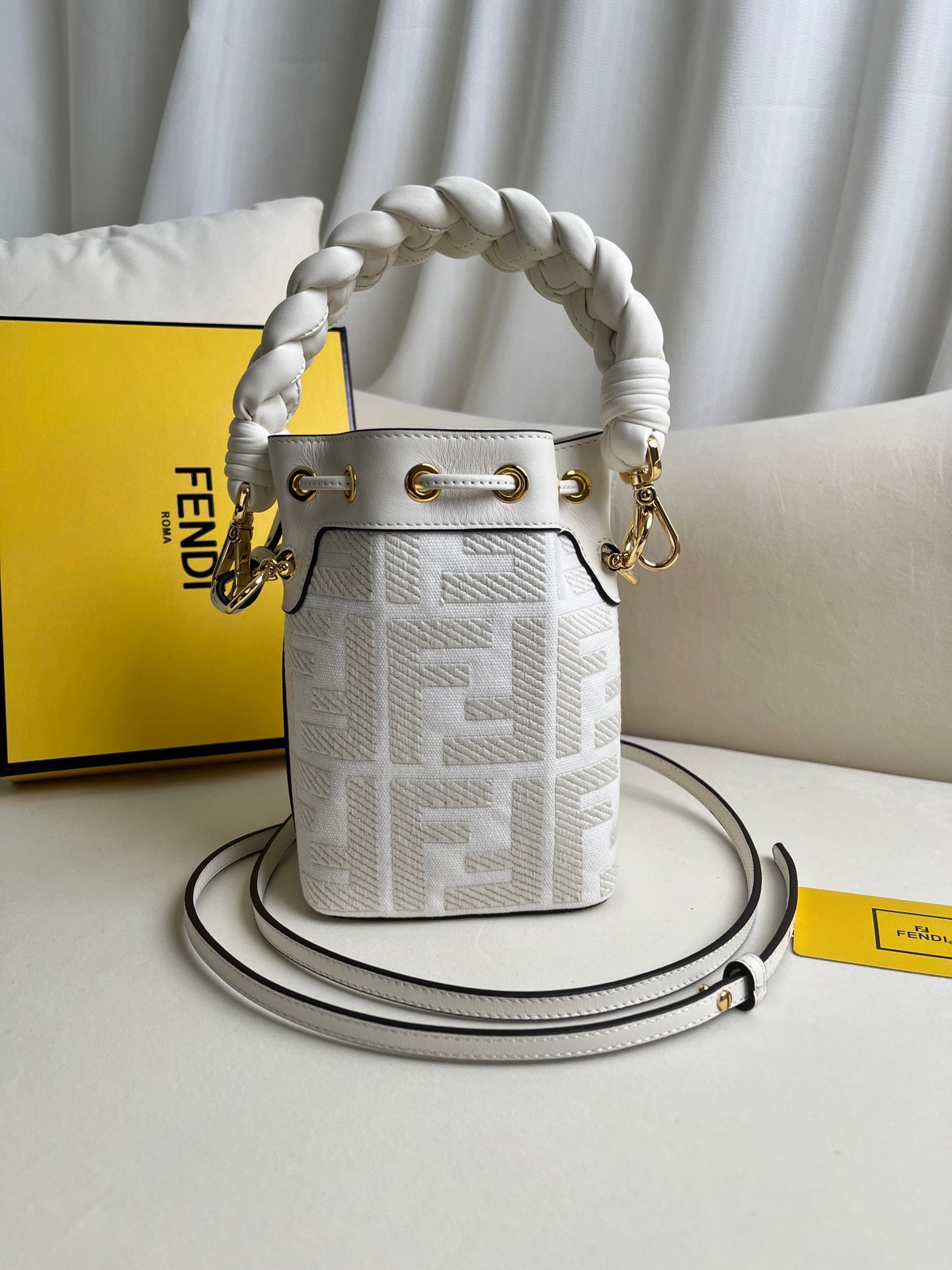 Mini Mon Tresor Bucket Bag