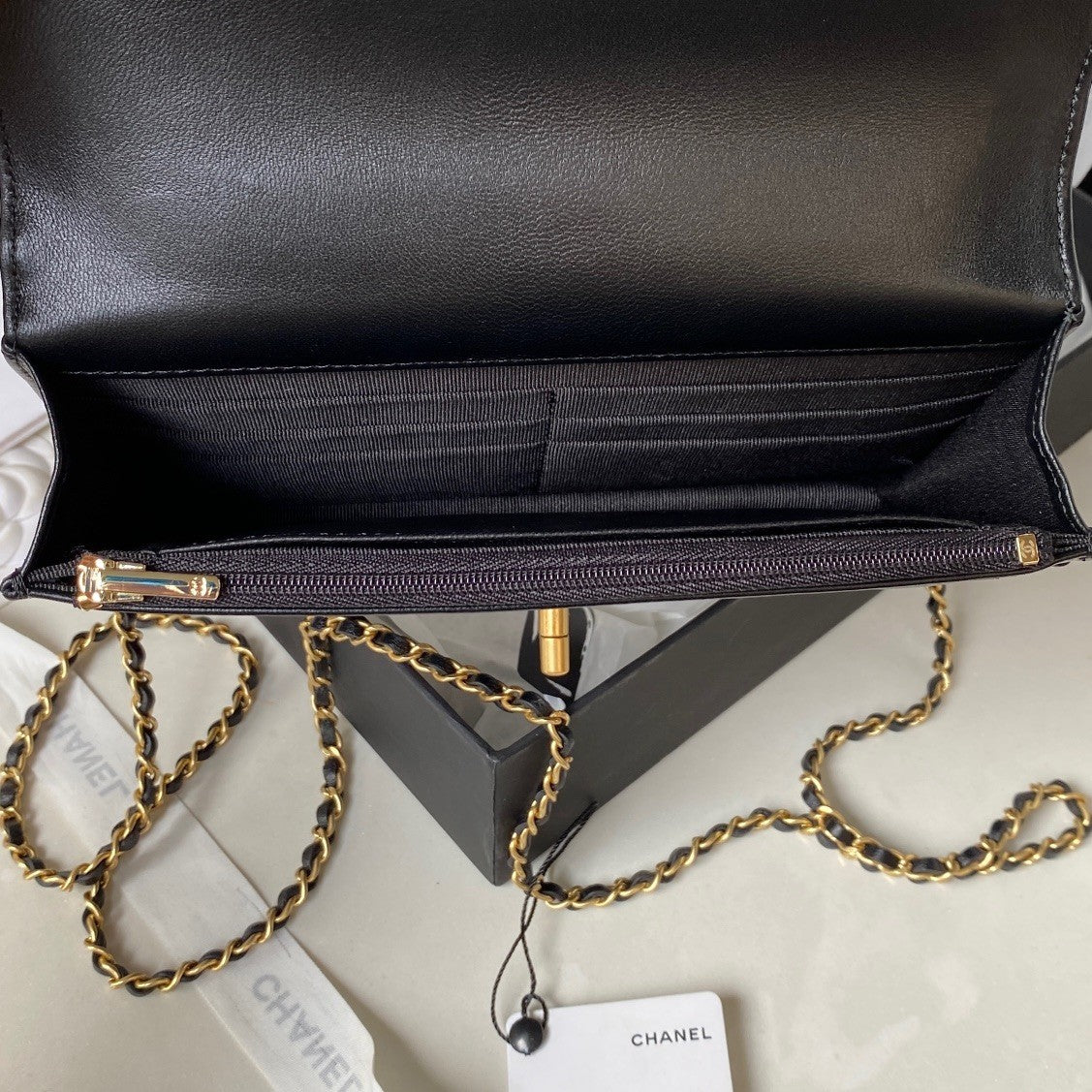 19 Woc Quilted Chain Bag