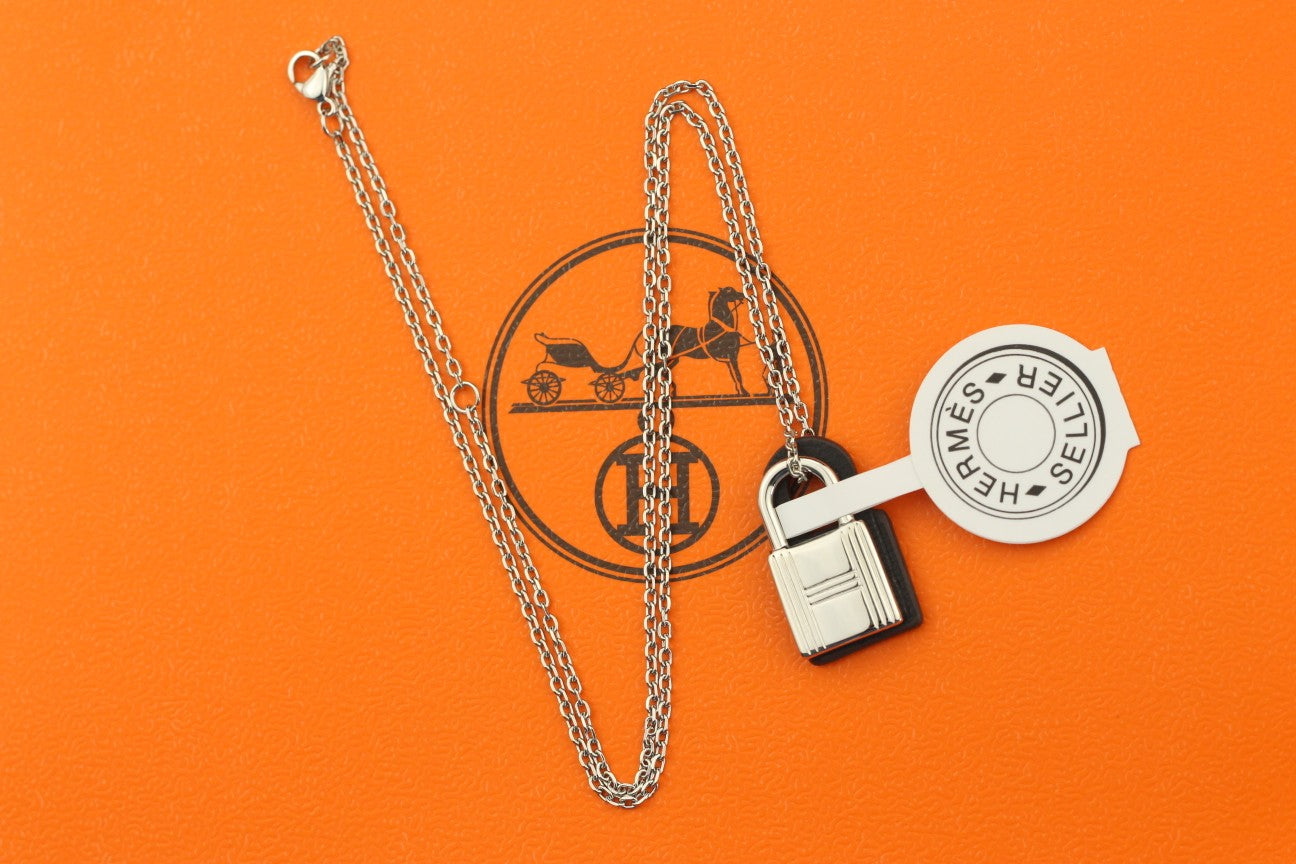 Sellier Medallion