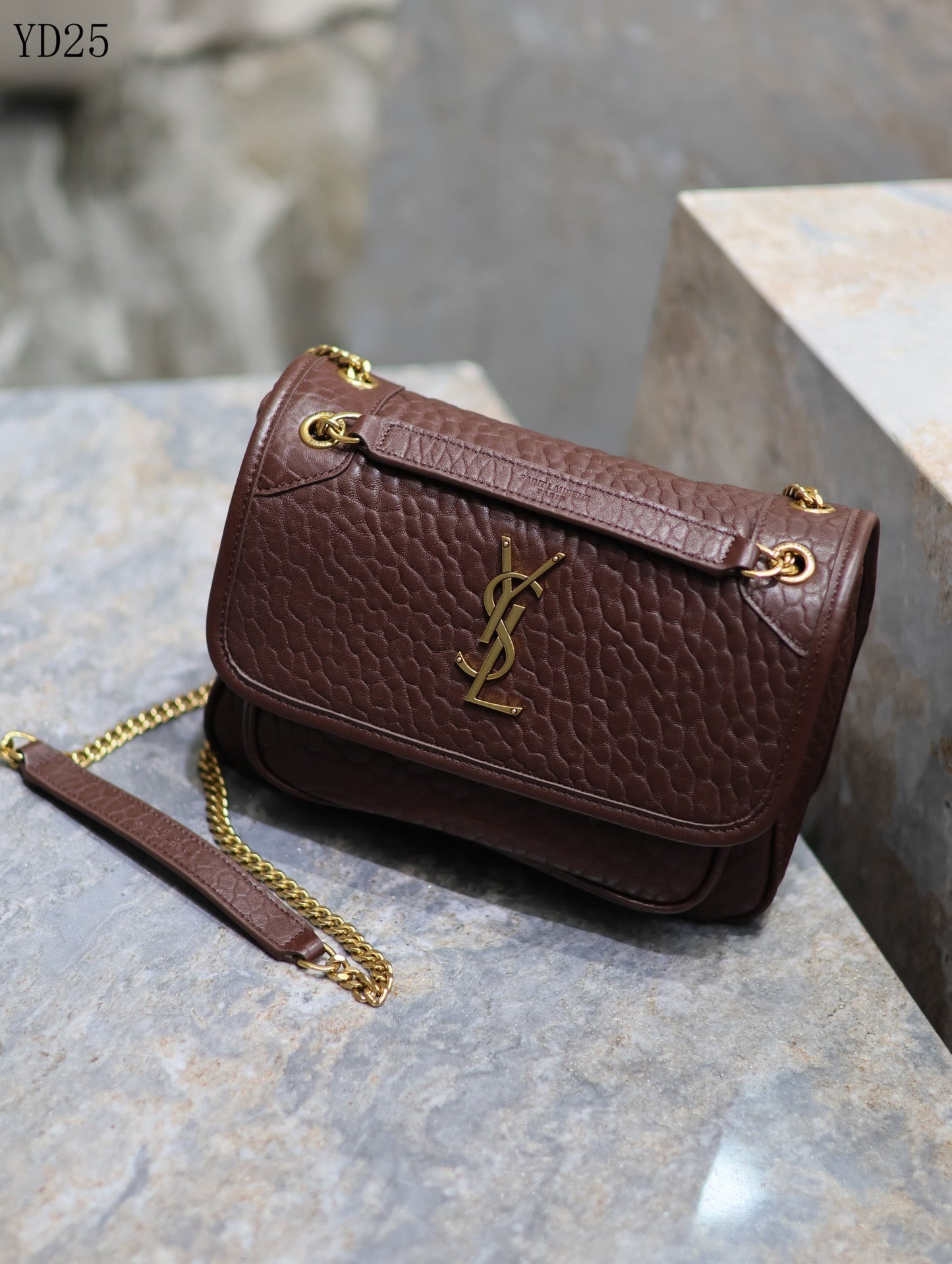 Niki Medium Grained Leather Bag