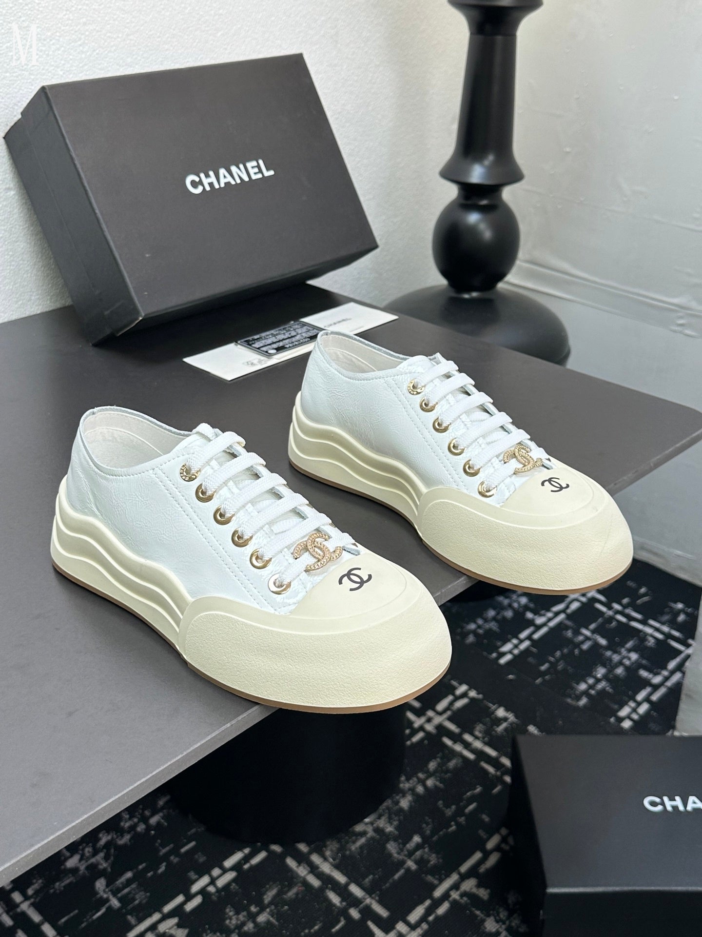 Low-Top Sneakers