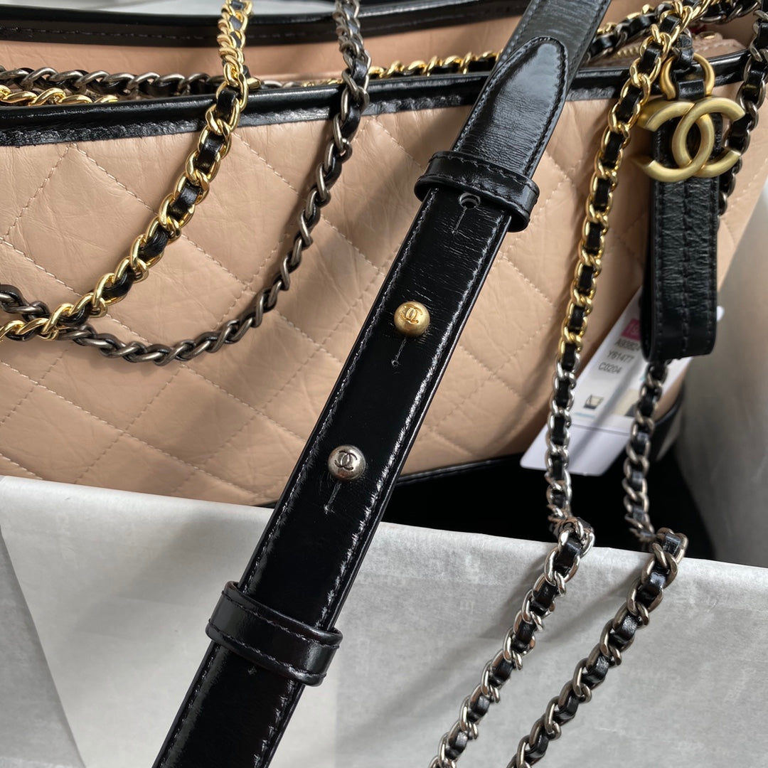 Gabrielle Hobo Bag