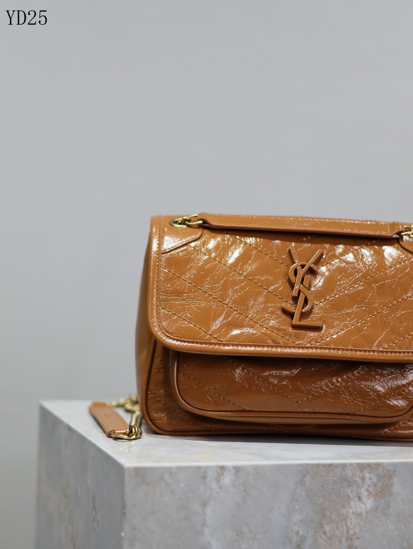 Niki Medium Patent Leather Shoulder Bag