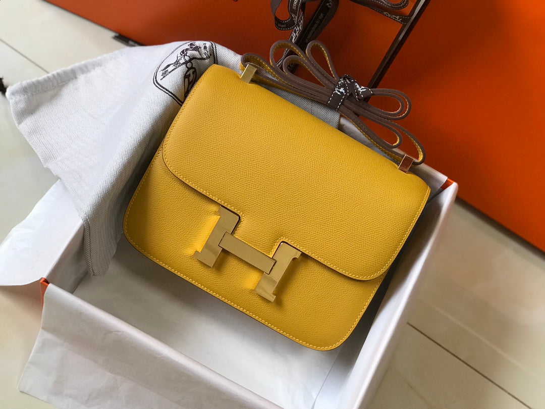 Constance 18 Bag