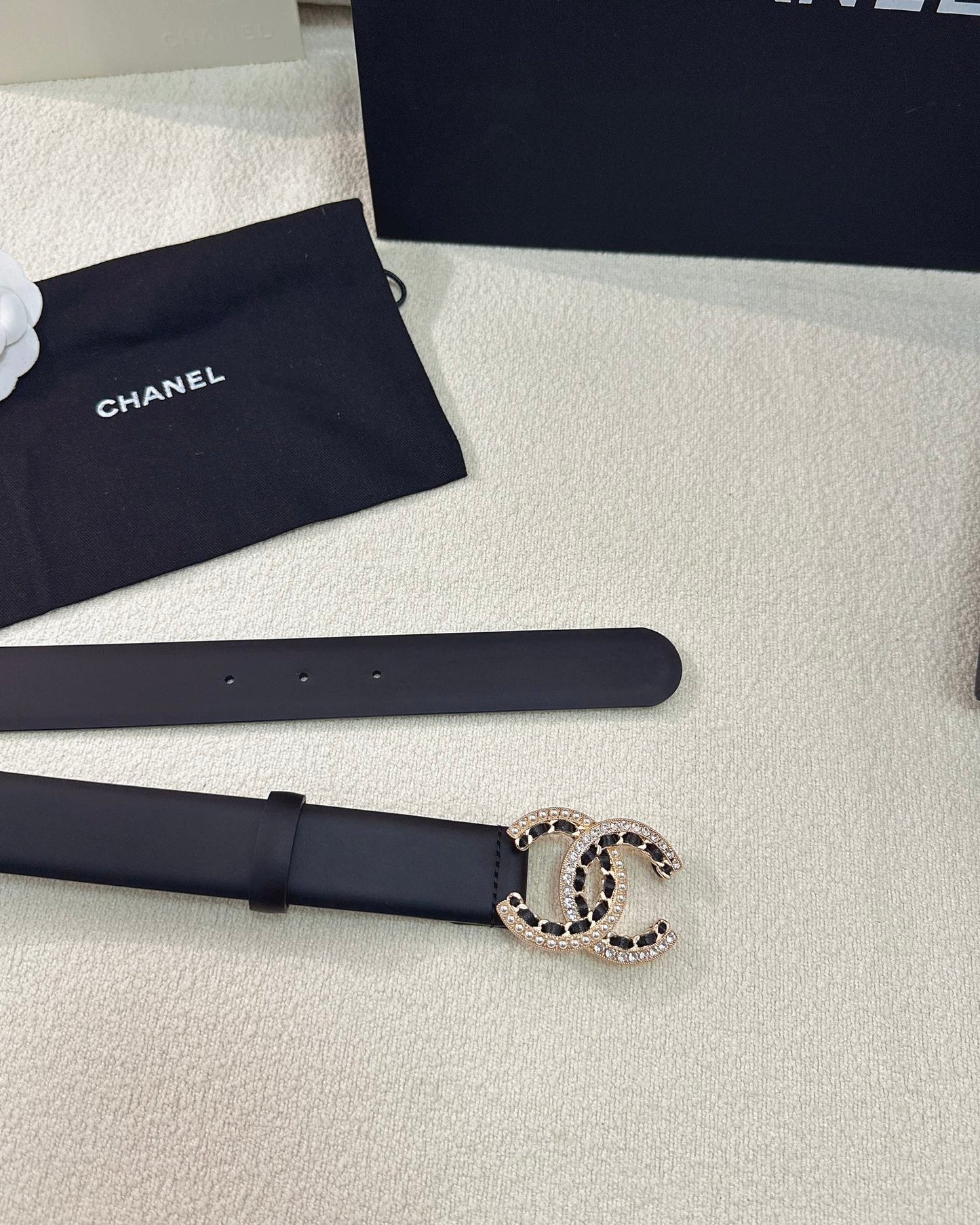 Pearl CC Logo Leather Belt – 28mm
