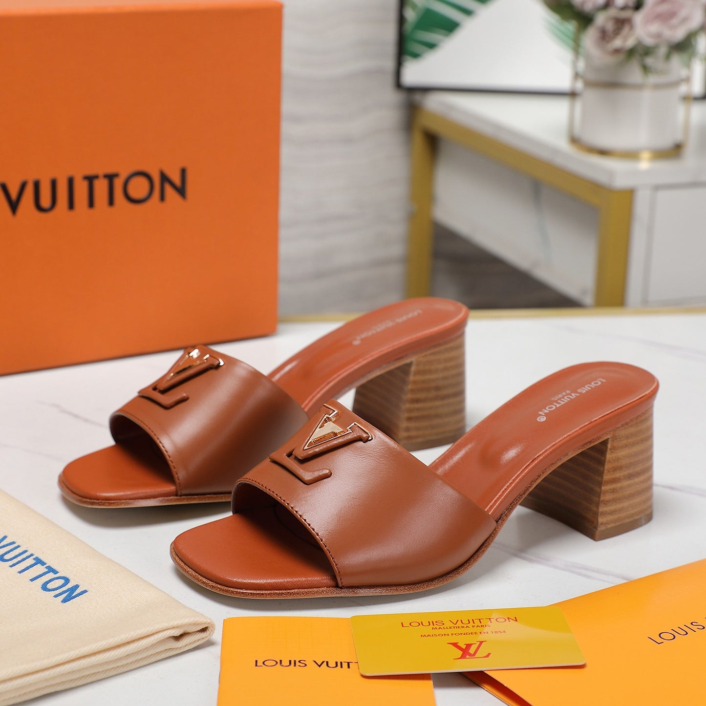 Leather High-Heeled Slippers