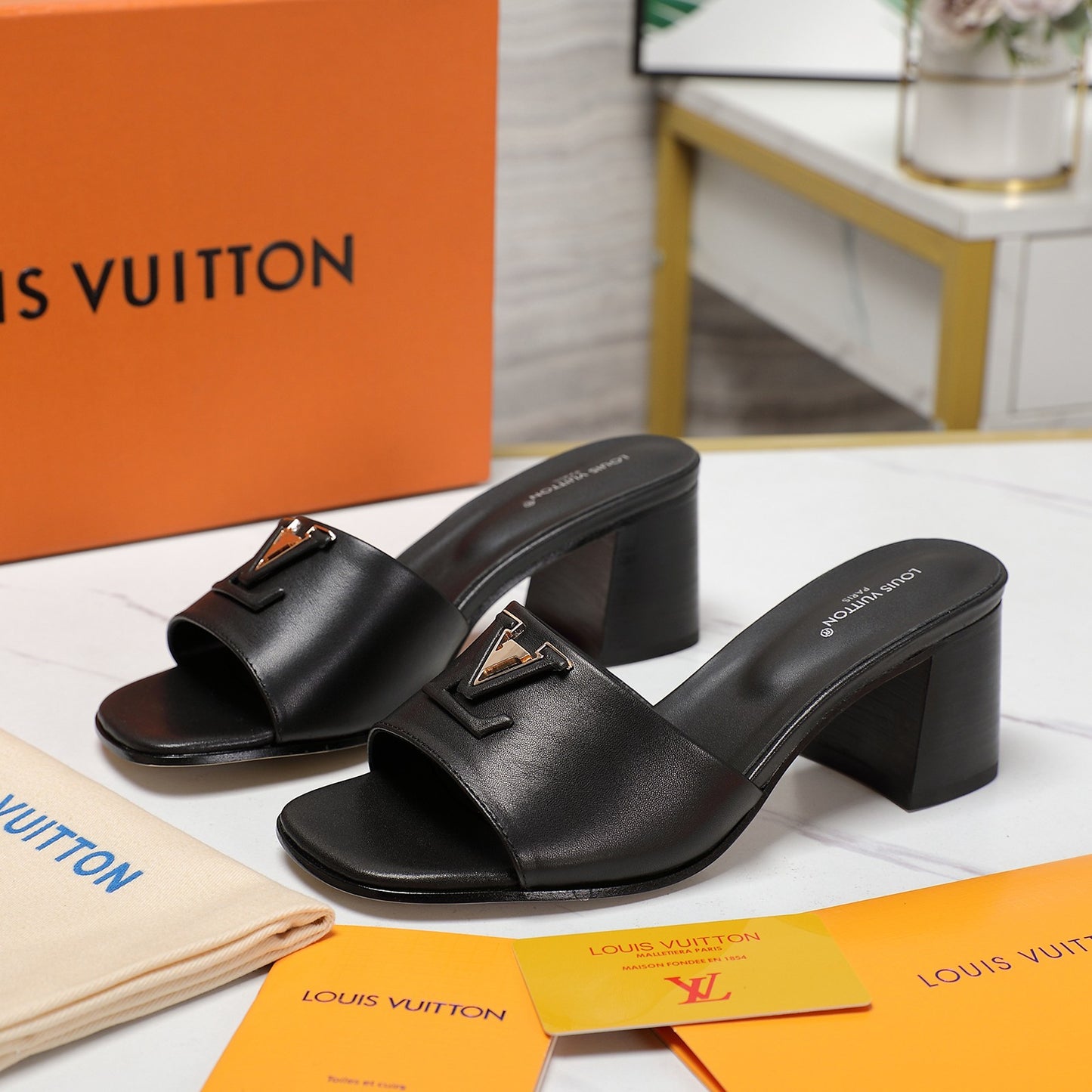 Leather High-Heeled Slippers