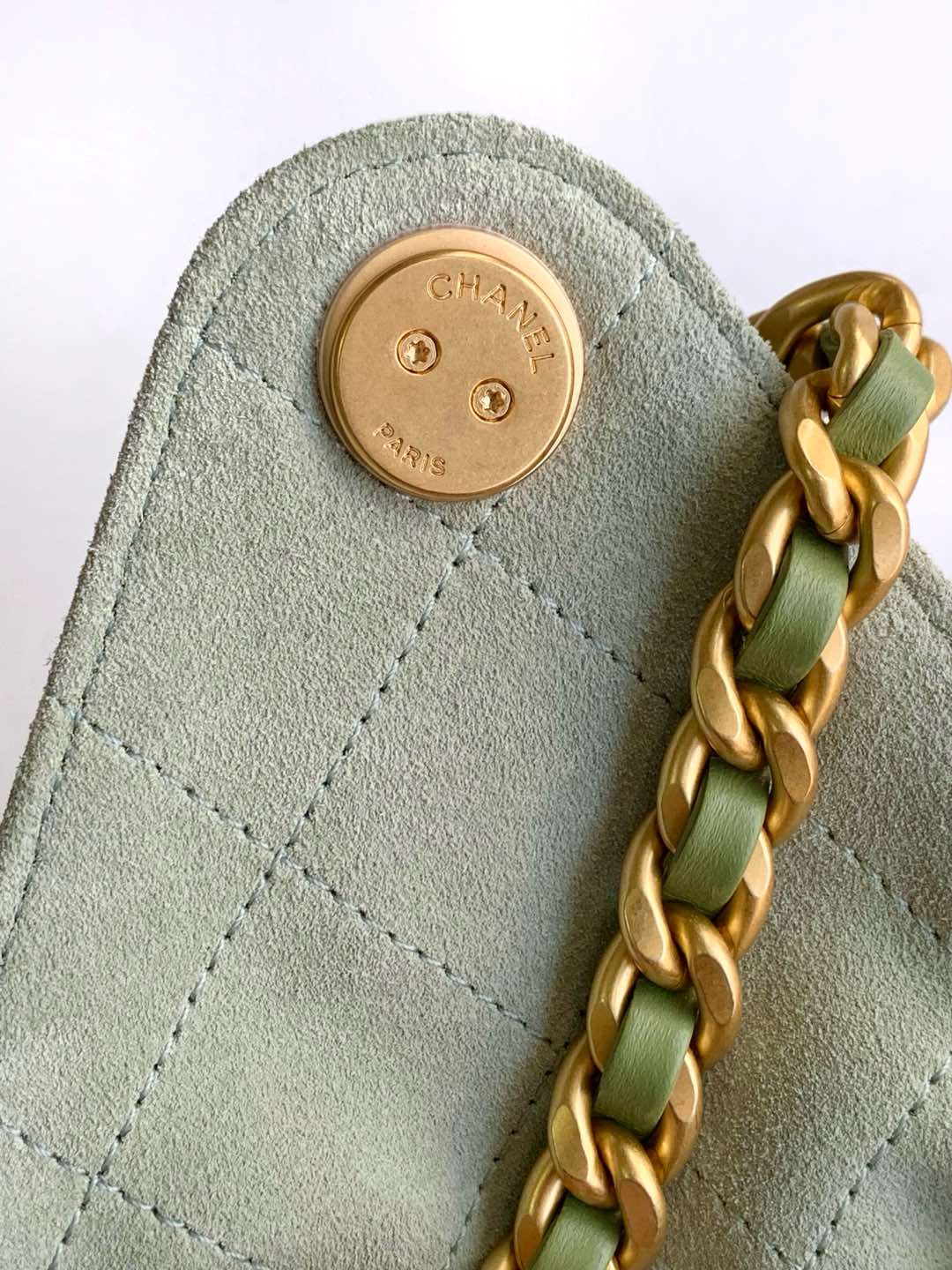 25 Large Suede Bucket Bag