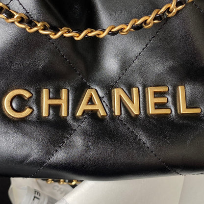 22 Mini Handbags