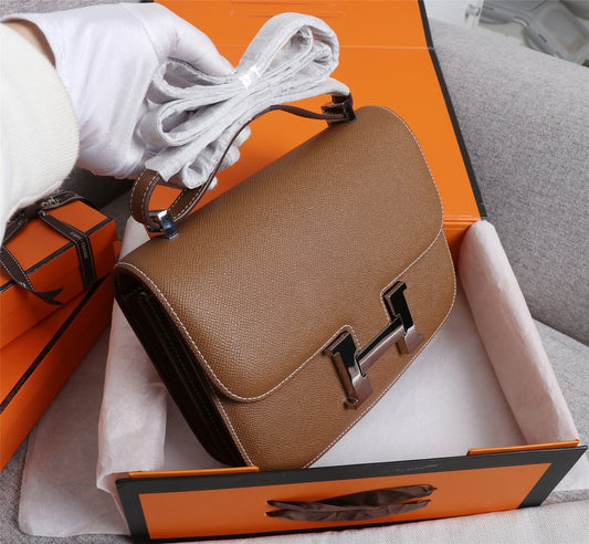 Constance 23 Bag