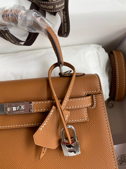 Kelly 25 Epsom Leather Bag