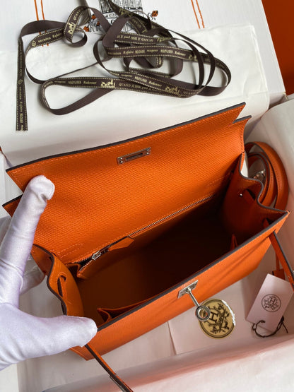Kelly 25 Epsom Leather Bag