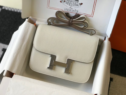 Constance 18 Bag