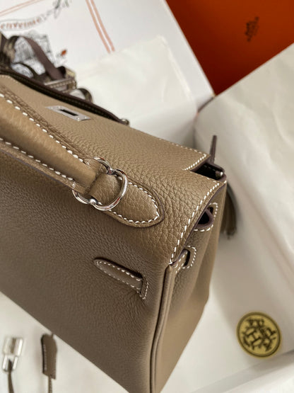 Kelly 25 Togo Leather Bag