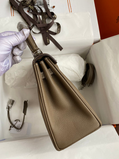 Kelly 25 Togo Leather Bag