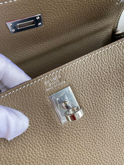 Kelly 25 Togo Leather Bag